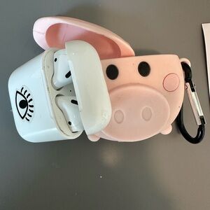 Apple Pink Piggy AirPods Case with Carabiner